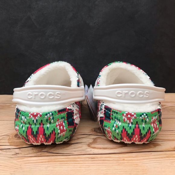 Crocs Classic Lined Holiday Charm Clog - Picture 8 of 16